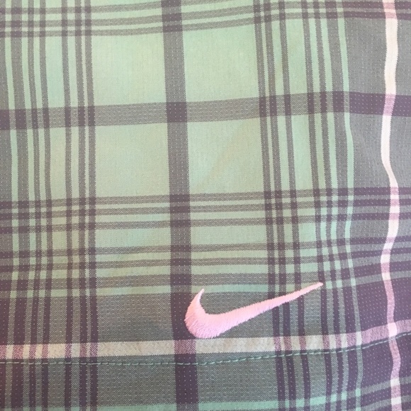 Nike golf shorts - Picture 3 of 4